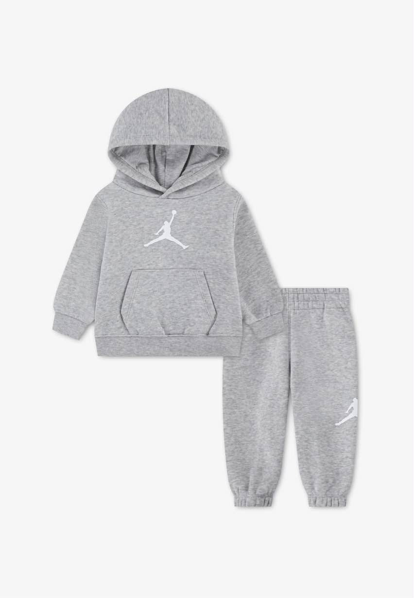 Completo tuta jordan
