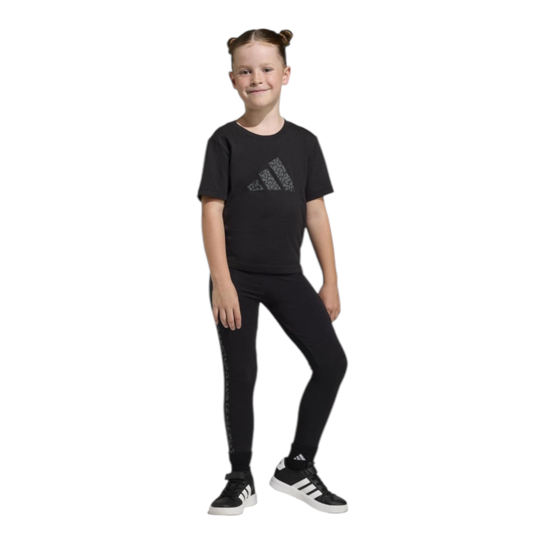 KB6991 - Completo - adidas